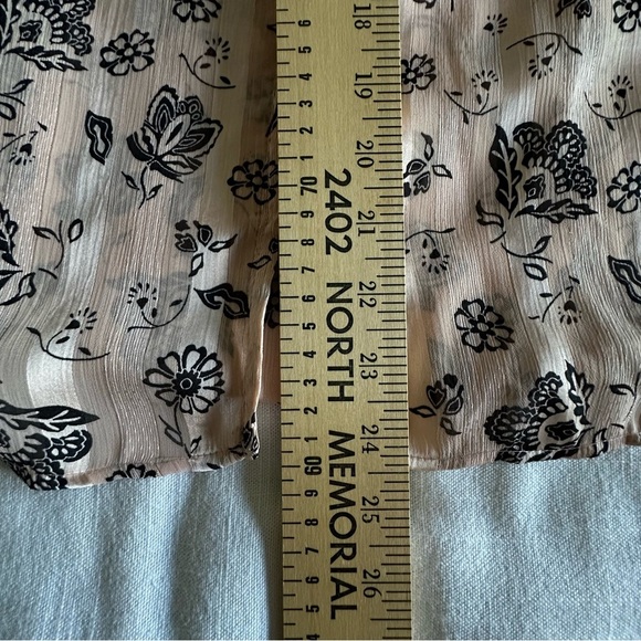 Zara Floral Shimmer Button Down Blouse Womens Medium Smocked Ruffle Cuff Boho - Picture 6 of 11